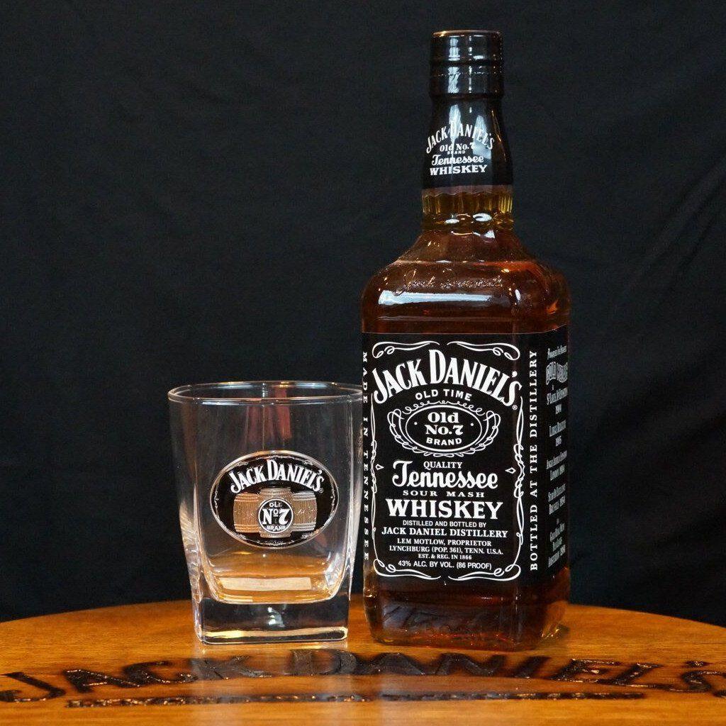 Jack Daniel’s Barrel Medallion Rocks Glass - The Whiskey Cave