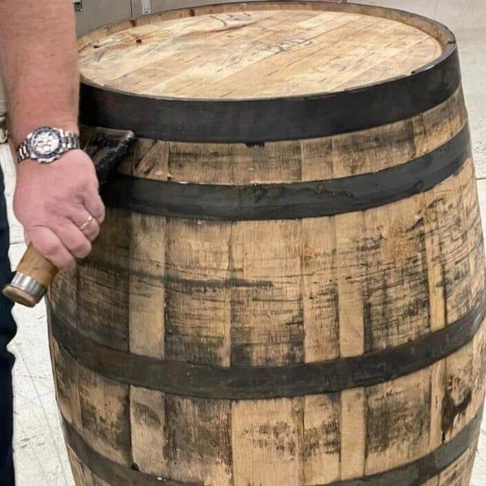 https://thewhiskeycave.com/cdn/shop/products/new-tennessee-whiskey-single-barrel-coffee-12-single-serve-k-pods-901240_2000x.jpg?v=1697407548